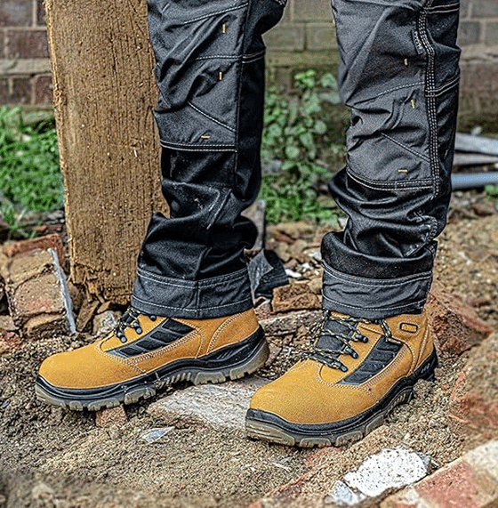 Dewalt 2024 carbon boots